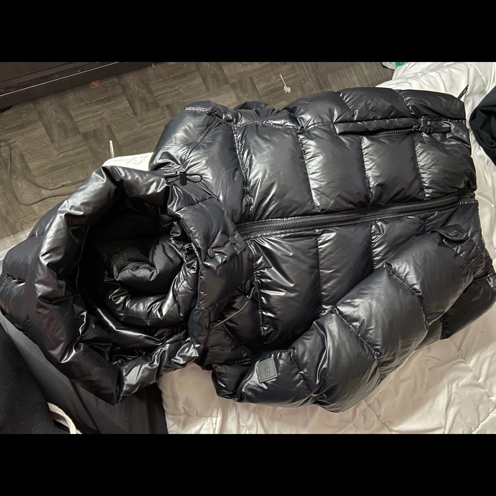 SAM COAT - Picture 6 of 9